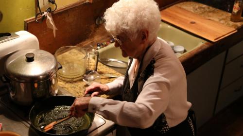 nonna-cooking